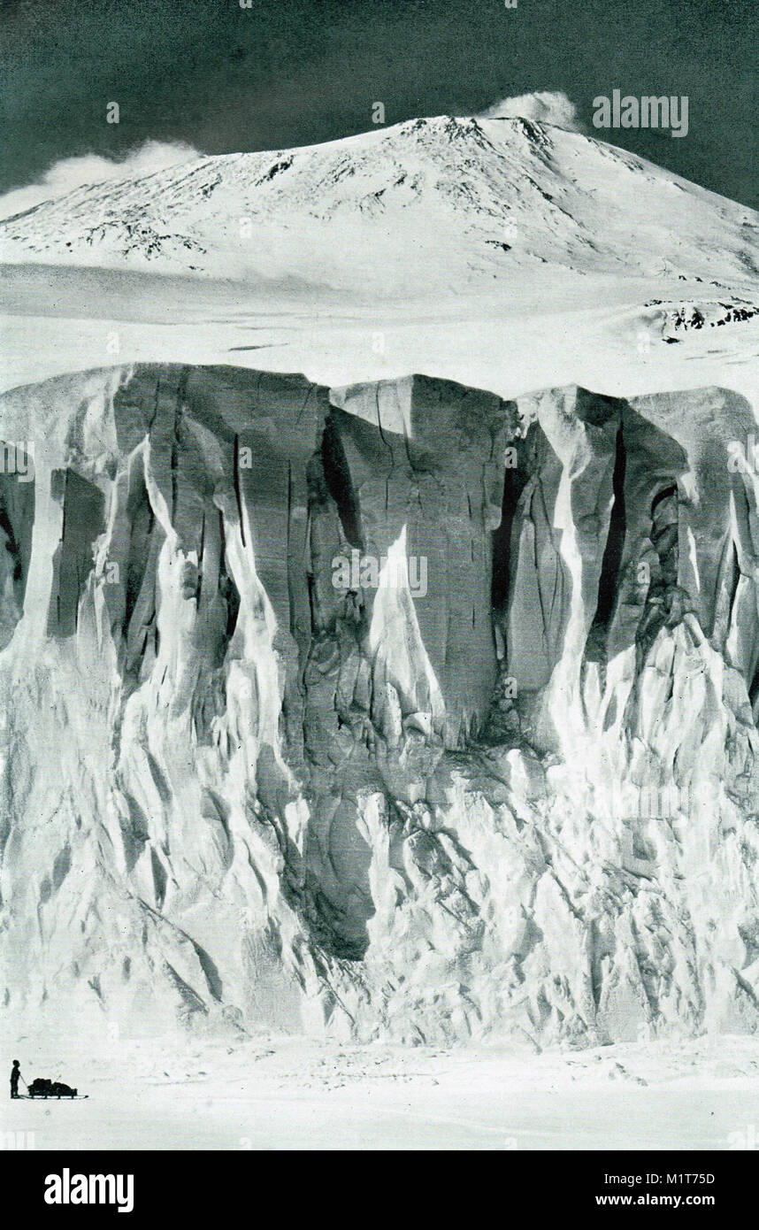 Stadtmauer von Mount Erebus, Ross Insel, Antarktis. Die letzte Expedition von Robert Falcon Scott Stockfoto