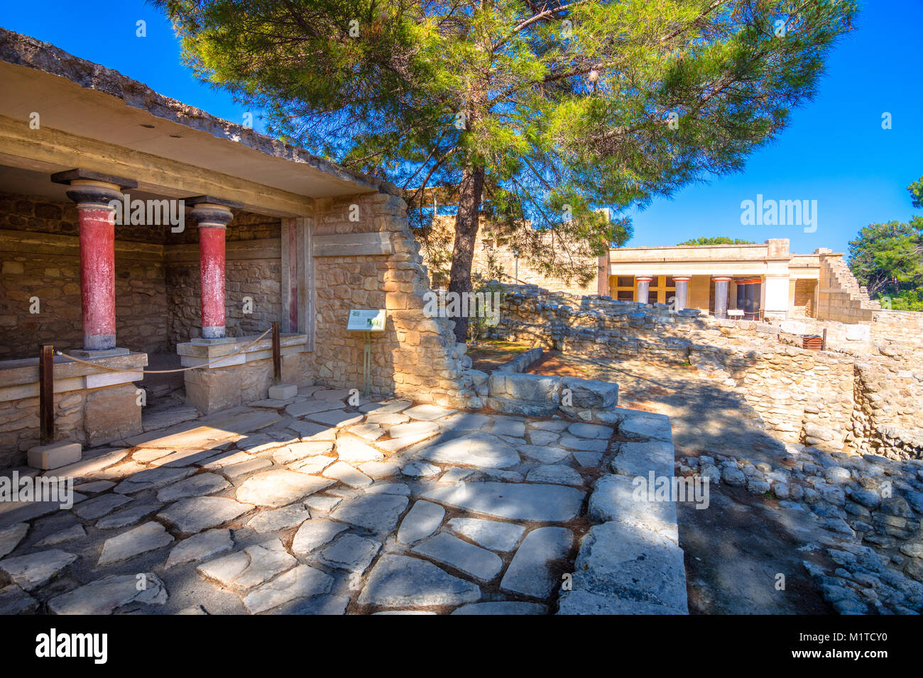 Alte Mauern von Knossos Palast in der Nähe von Heraklion, Kreta, Griechenland Stockfoto