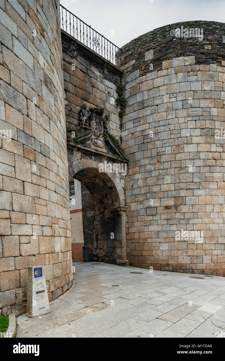 San Pedro Tor, der römischen Mauer Lucus Augusti Weltkulturerbe der Unesco in der Stadt Lugo, Galizien, Spanien Stockfoto