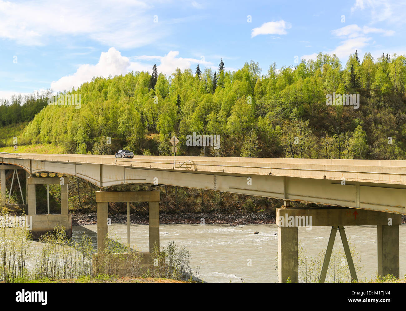 George Parks Highway Brücke in Alaska, in der Nähe von Talkeetna einen Fluß überquert. Stockfoto