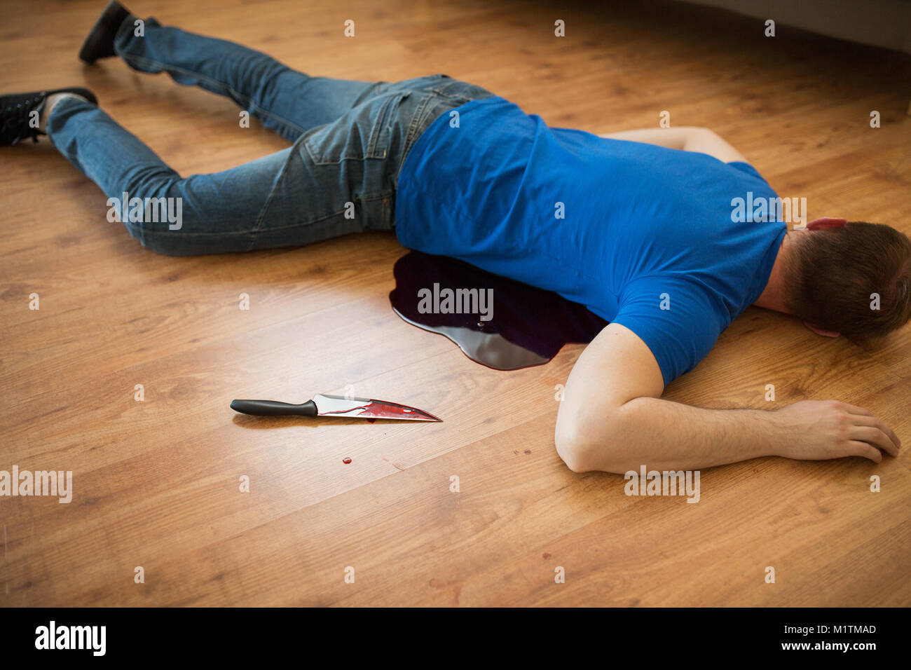 Tote menschen blut Fotos und Bildmaterial in hoher Auflösung Alamy