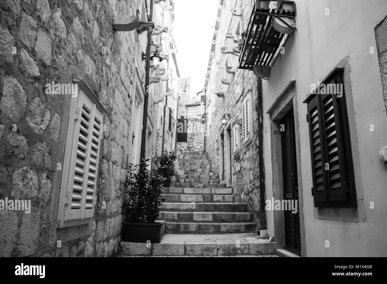 Malerische Gasse in Dubrovnik, Kroatien Stockfoto