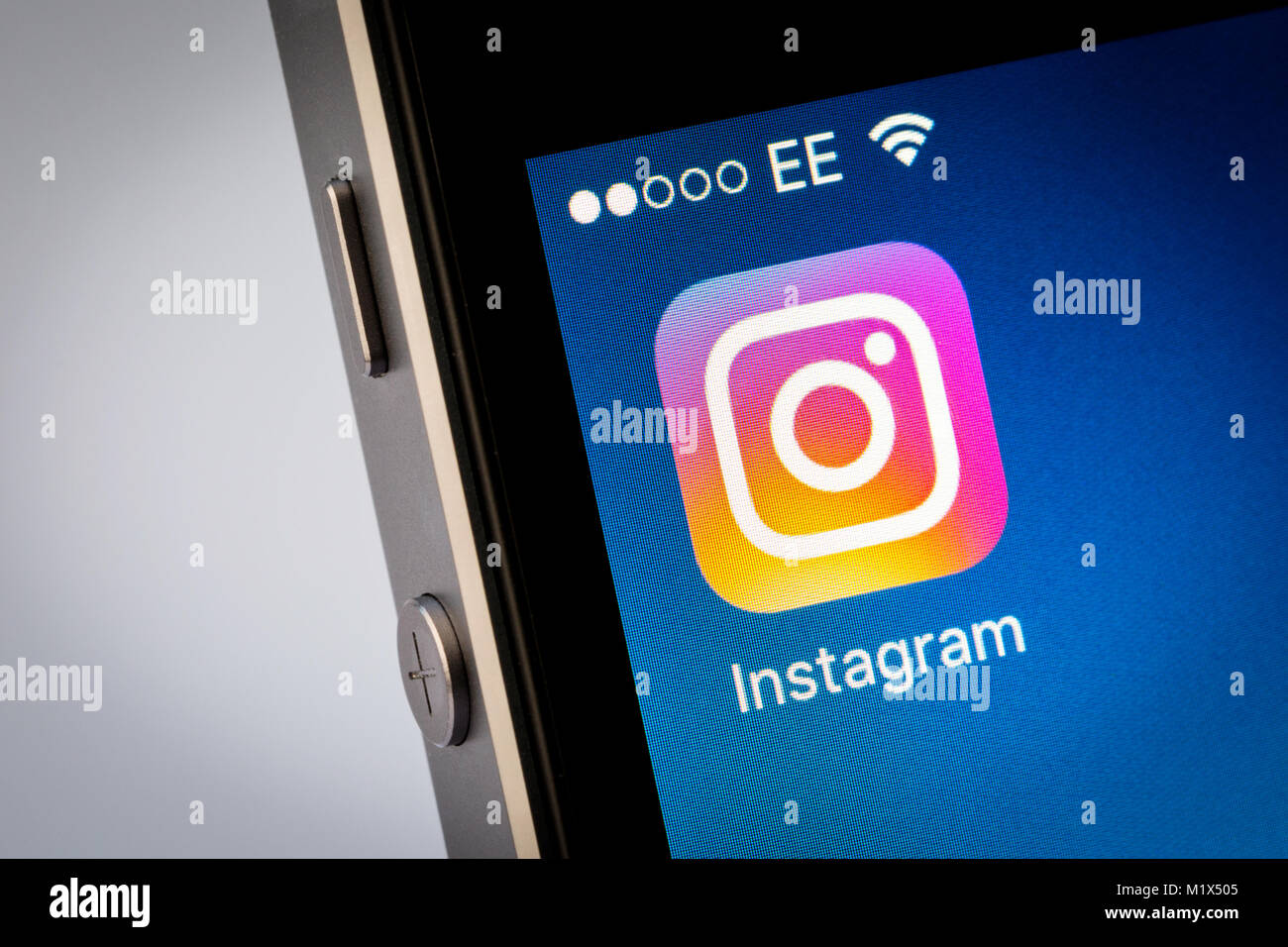 Instagram App auf dem iPhone Handy Stockfoto