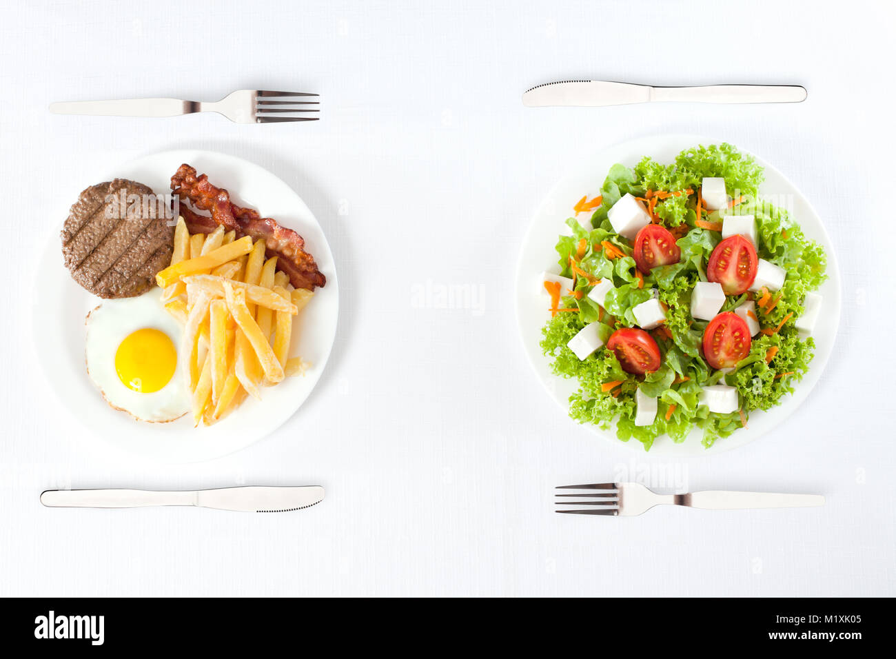 Kontrastierende gesund versus Junk Food Stockfoto