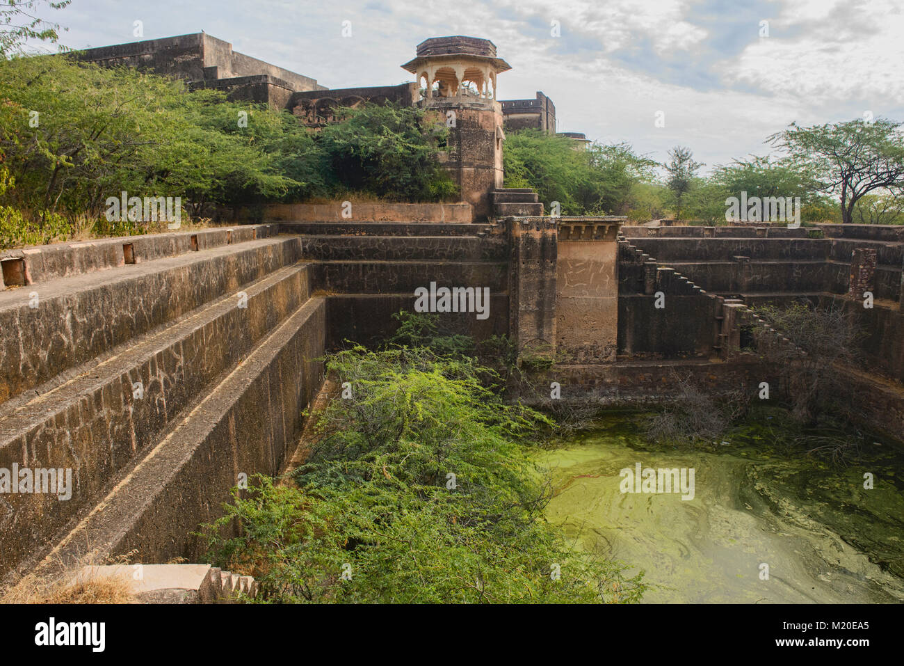 Alte stepwell am Taragarh Fort, Bundi, Rajasthan, Indien Stockfoto