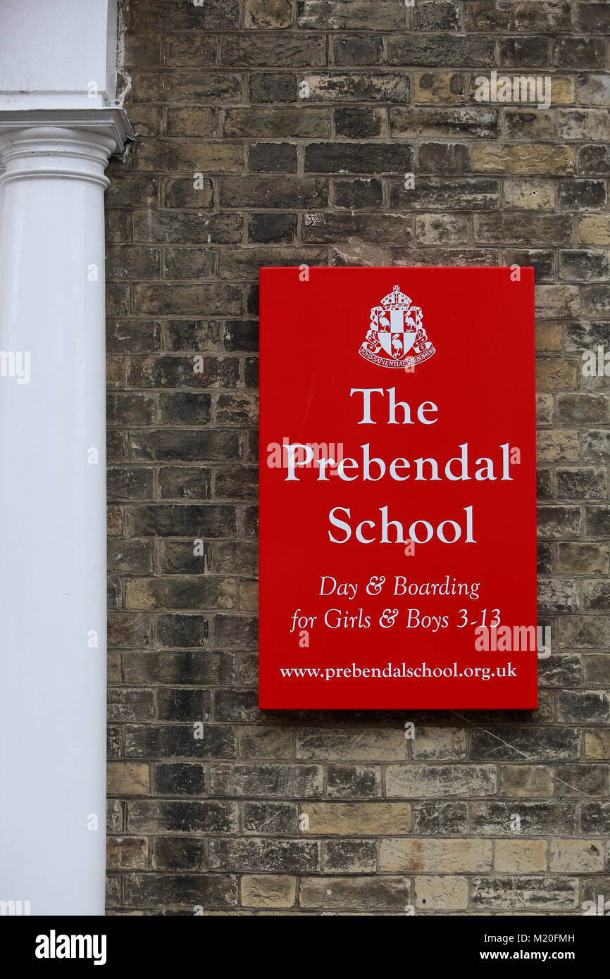 Allgemeine Ansichten von der Straße der privaten Schule, die prebendal Schule in Chichester, West Sussex, UK. Stockfoto