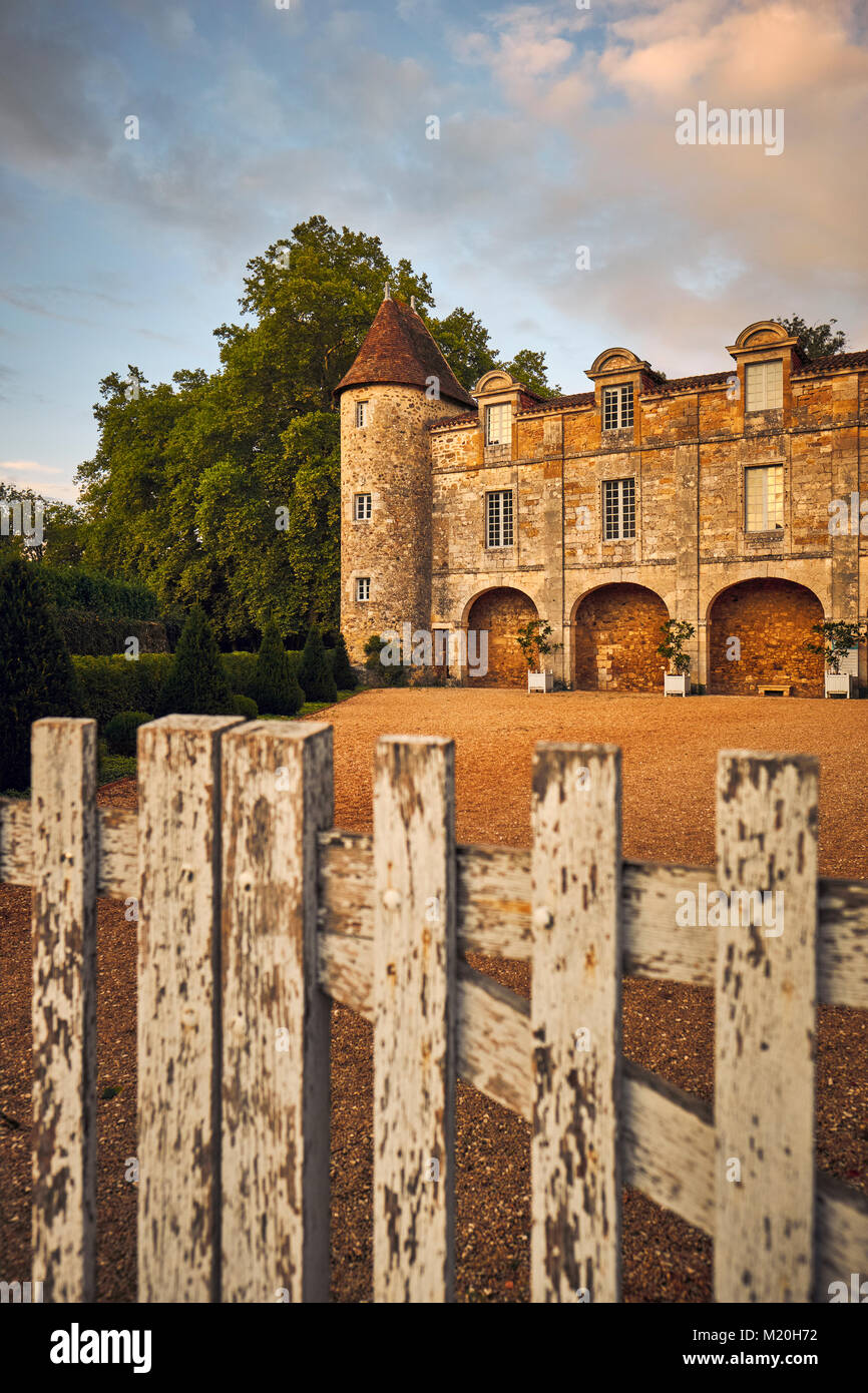 Das Chateau de la Marthonie in St Jean de Cole in der Dordogne Frankreich - eines der schönsten Dörfer von Frankreich Stockfoto
