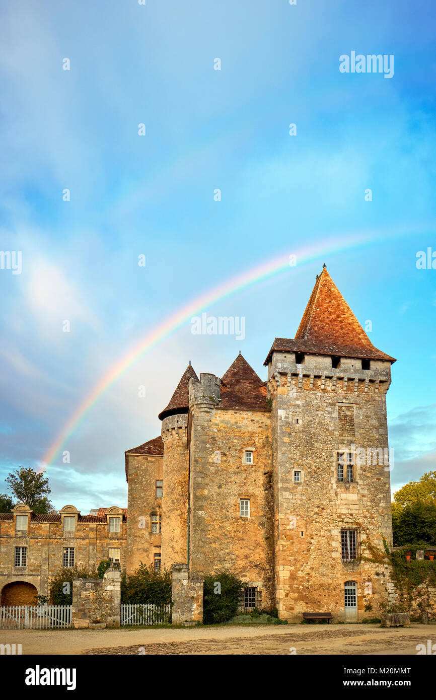 Das Chateau de la Marthonie in St Jean de Cole in der Dordogne Frankreich - eines der schönsten Dörfer von Frankreich Stockfoto
