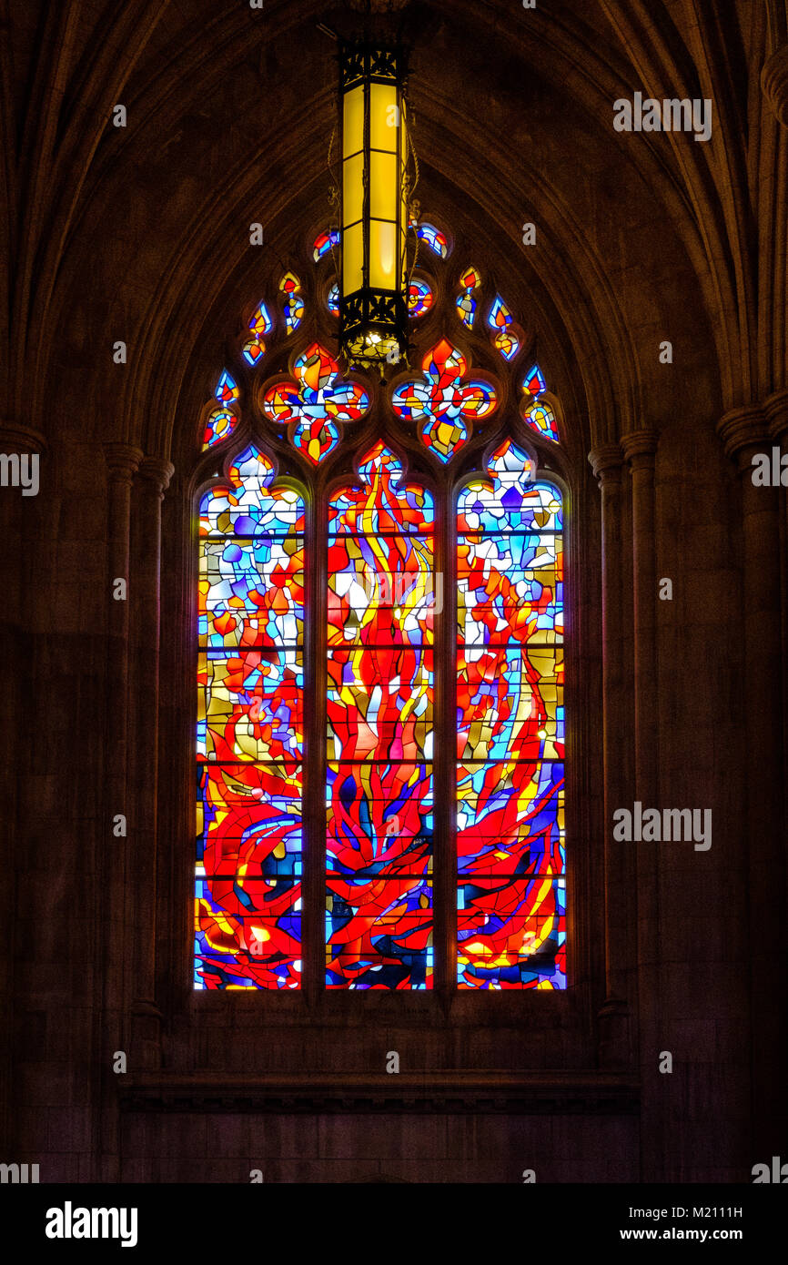 Qual der Bürgerkrieg Glasfenster, Abraham Lincoln, Washington National Cathedral, 3101 Wisconsin Avenue NW, Washington DC Stockfoto