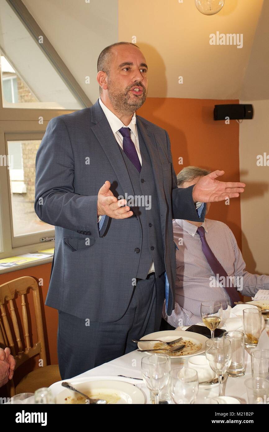 Bill Etheridge MDEP eine Rede an der Mid Sussex UKIP Zweig Abendessen. Stockfoto