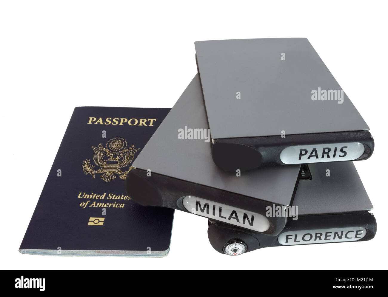 Isolierte Usa Reisepass mit Reisen Bücher nach Paris, Mailand und Florenz. Stockfoto