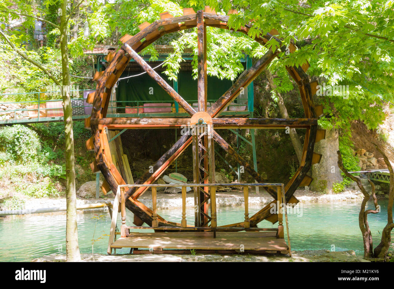 Alte hölzerne Wassermühle in der Nähe von Antalya Turky Europa Stockfoto