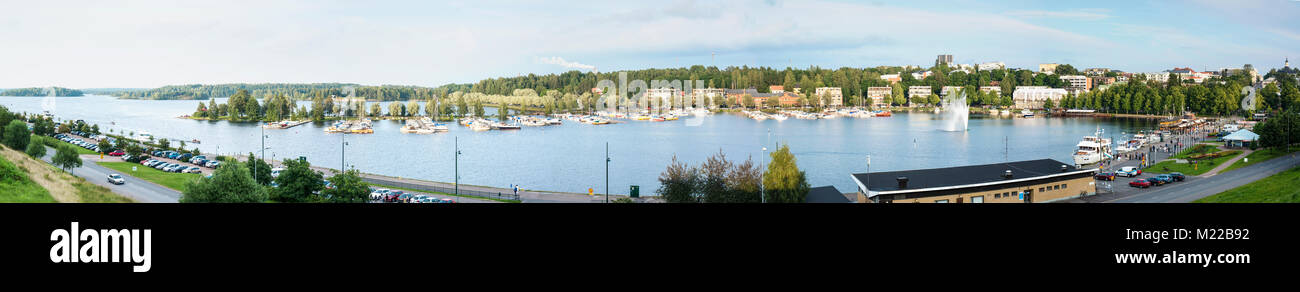 Super Wide Panorama des Hafens in Lappeenranta, Finnland Stockfoto