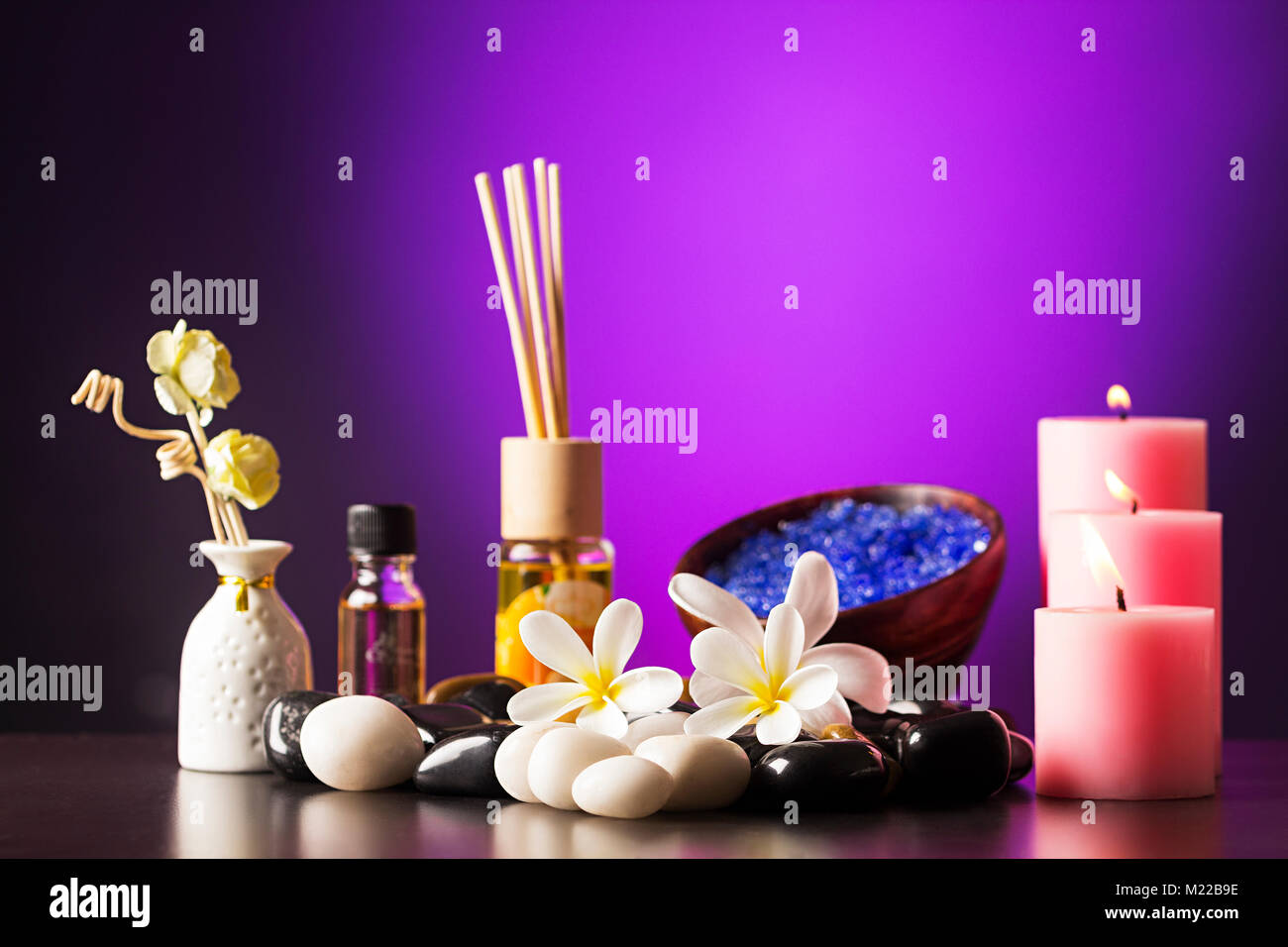 Beauty Spa Health Club Massage Equipment Kraut Behandlung Niemand Stockfoto