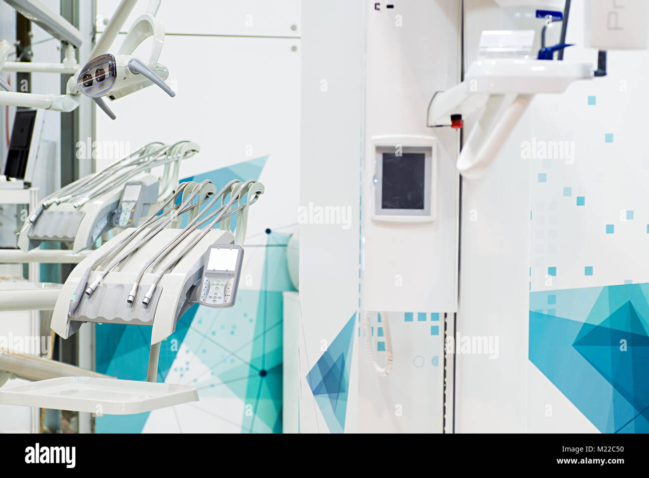 Moderne Zahnpflege Ausrüstung in der zahnmedizinischen Klinik Stockfoto