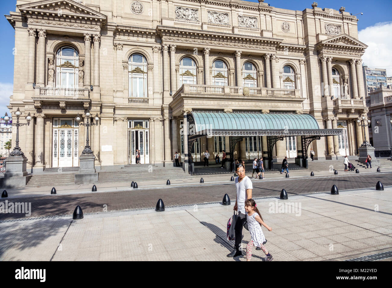 Buenos Aires Argentinien, Libertad Street, Teatro Colon, Oper, Theater, Theater, Außenansicht, Fassade, eklektische Architektur, Francesco Tamburini, Mann Stockfoto Buenos Aires Argentinien, Libertad Street, Teatro Colon, Oper, Theater, Theater, Außenansicht, Fassade, eklektische Architektur, Francesco Tamburini, Mann Stockfoto