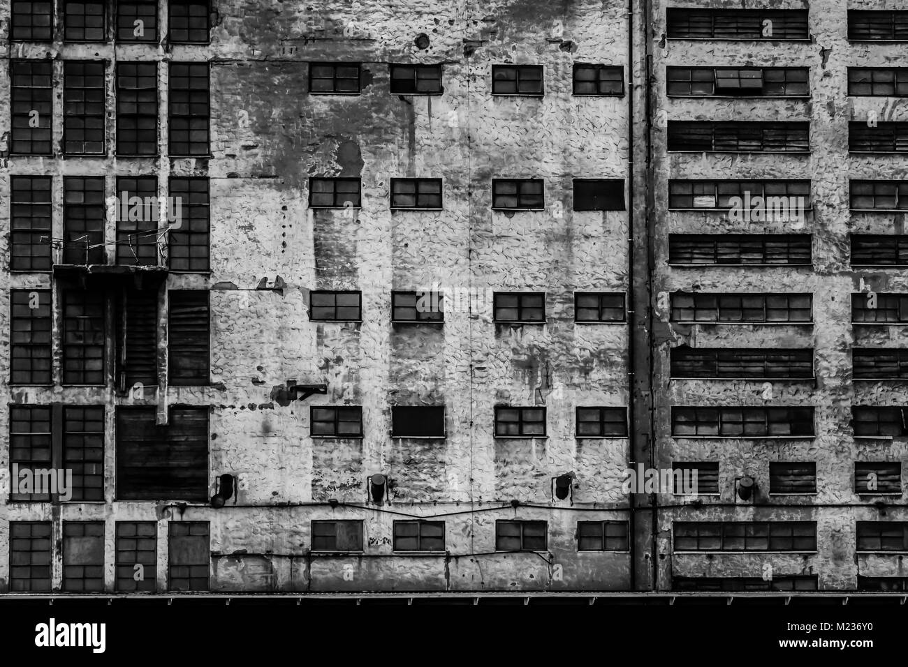 Werft Danzig, Polen. Retro Style schwarz und weiß. Krane, alte Werft Gebäude, Rusty Strukturen. Stockfoto