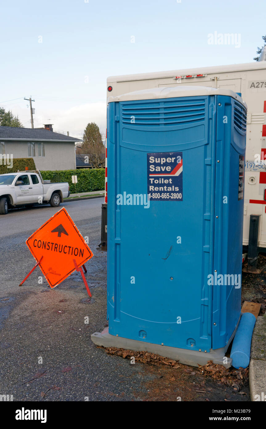 Vermietet tragbare Toilette stand auf einer Baustelle in Vancouver, BC, Kanada Stockfoto