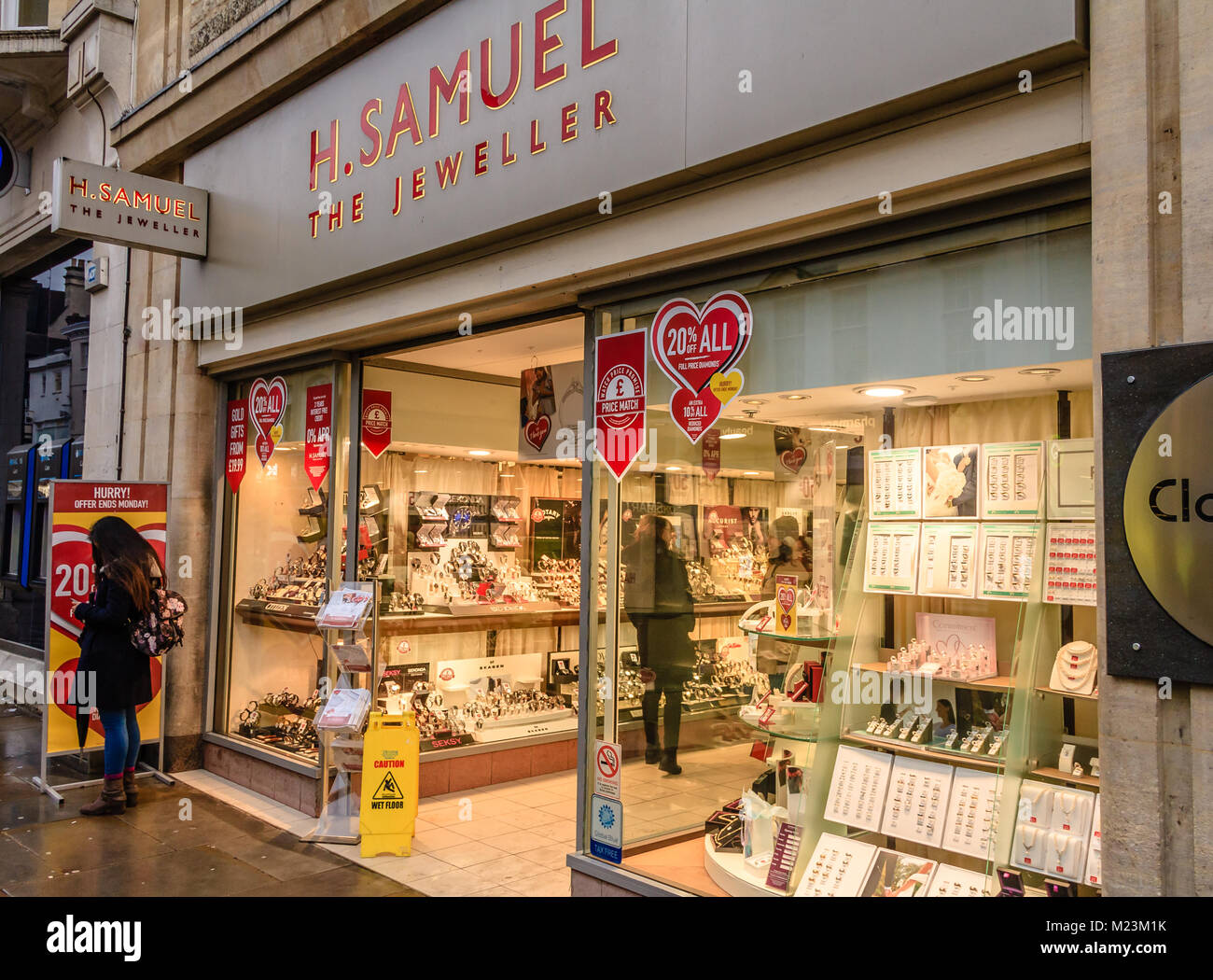 H Samuel Juweliere shop auf Cornmarket Street, Oxford, Oxfordshire, UK. Feb 2018 Stockfoto