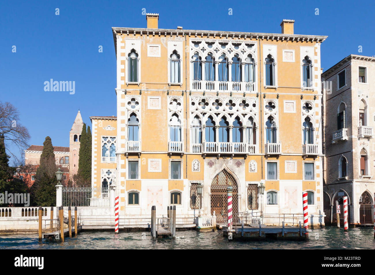 Palazzo Cavalli Franchetti, das Istituto Veneto di Regional, Lettere ed Arti, Canal Grande Venedig, Italien, Grand Canal, San Marco, Venedig, Italien oder Ven Stockfoto