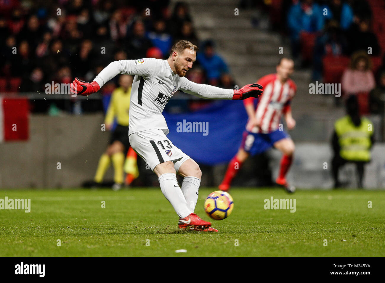 Jan Oblak (Atletico de Madrid) in Aktion während der Partie La Liga Match zwischen Atletico de Madrid vs Valencia CF Wanda Metropolitano Stadion in Madrid, Spanien, 4. Februar 2018. Credit: Gtres Información más Comuniación auf Linie, S.L./Alamy leben Nachrichten Stockfoto