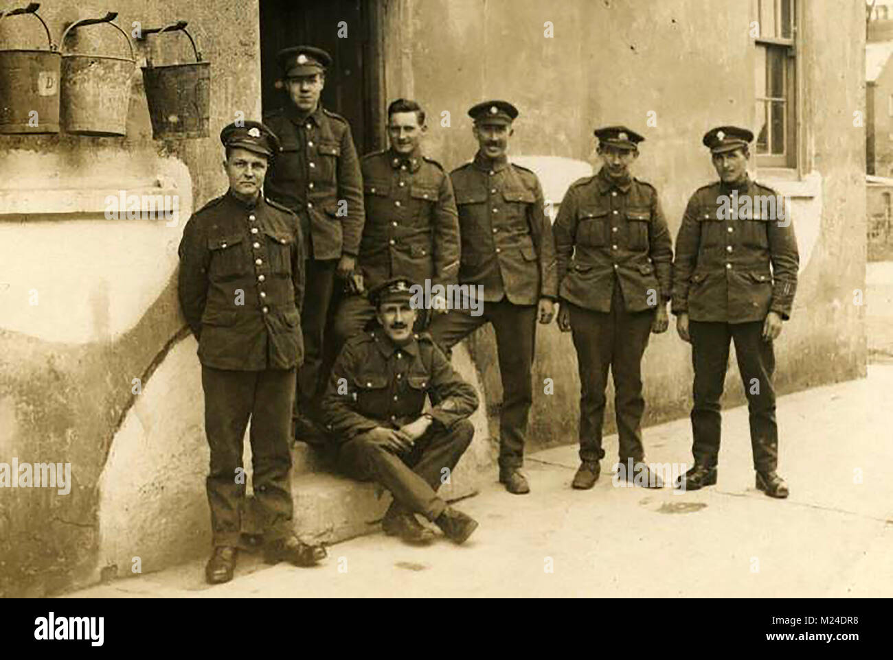 Erster Weltkrieg (1914-1918) aka Der Große Krieg oder Weltkrieg - Grabenkämpfe - WWI - eine Gruppe von 10 Royal Fusiliers - Britische Armee Stockfoto