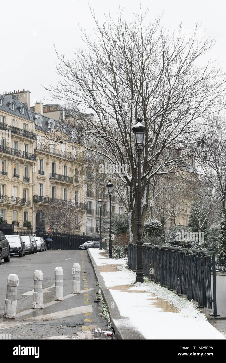 Paris Frankreich - am 5.Februar 2018: Schnee ist schwer fallen im Zentrum von Paris, den 5. Februar, 2018 Stockfoto