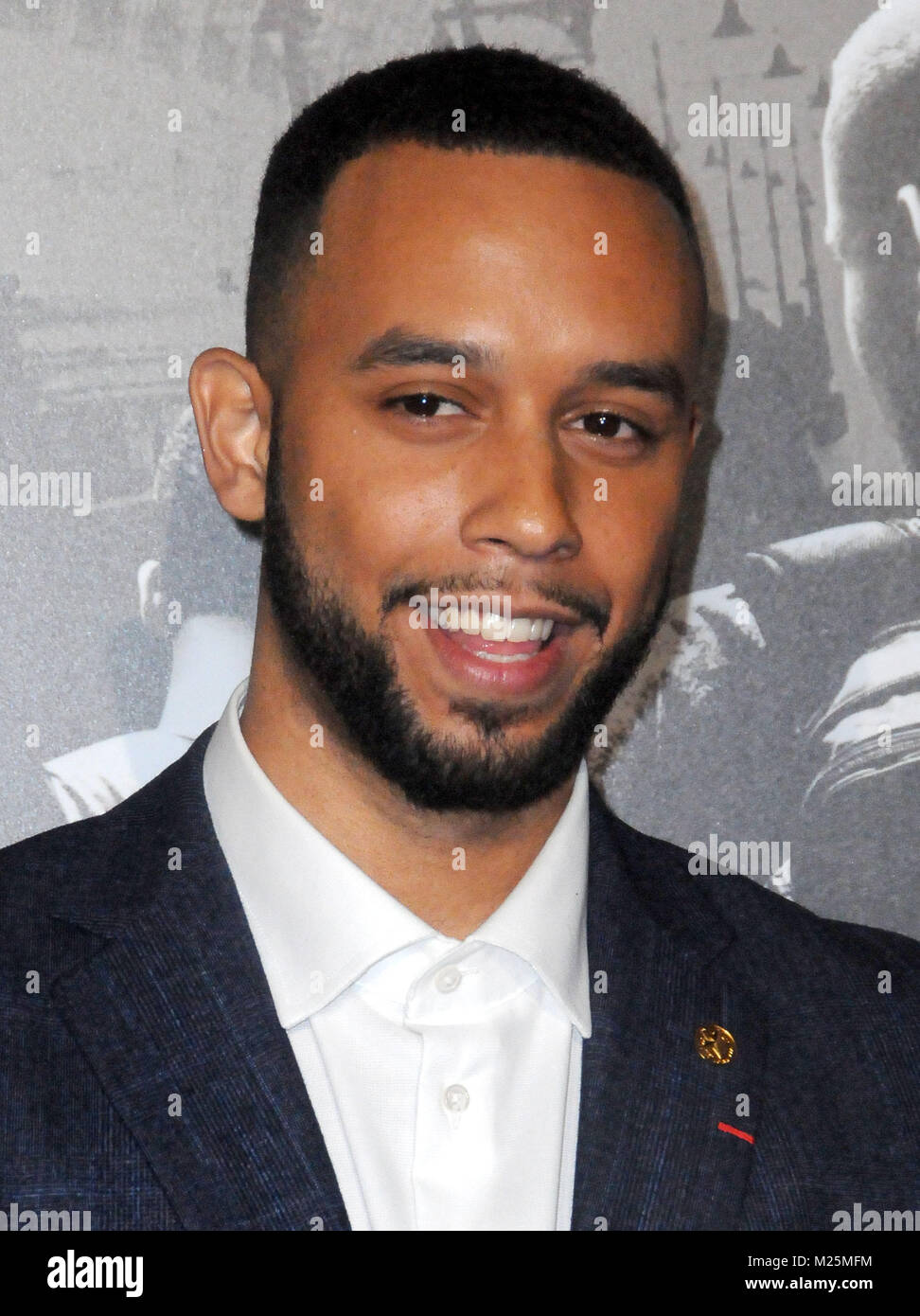 Burbank, Kalifornien, USA. 5. Februar, 2018. Real Life hero/cast Anthony Sadler besucht die Weltpremiere von "Die 15:17 bis Paris" bei Warner Bros Studios, SJR Theater am 5. Februar 2018 in Burbank, Kalifornien. Foto von Barry King/Alamy leben Nachrichten Stockfoto