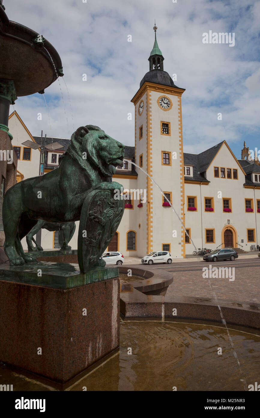 Brunnendenkmal und Obermarkt mit Rathaus, Freiberg, Landkreis Mittelsachsen, Sachsen, Deutschland Stockfoto