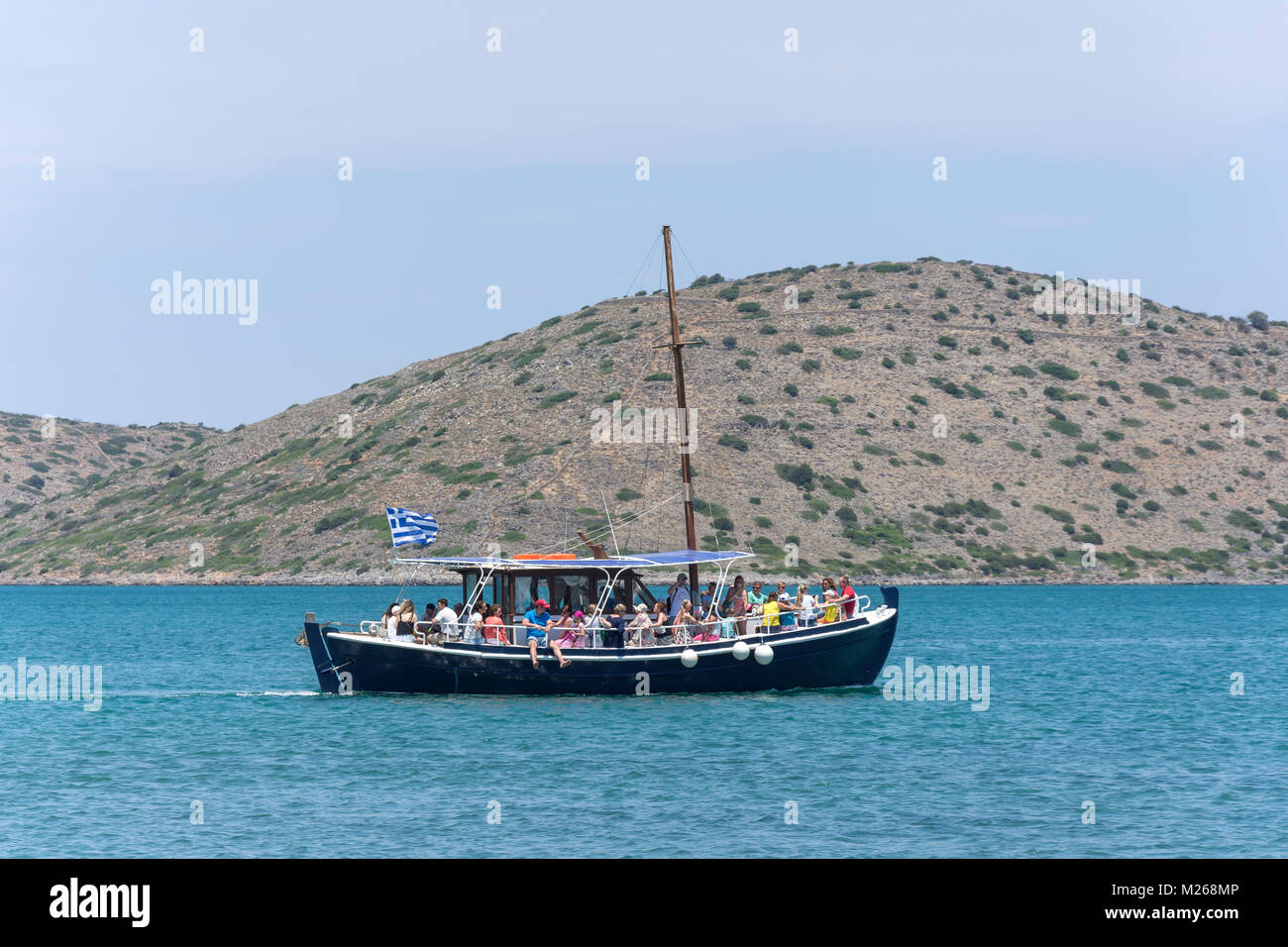 Ausflugsboot nach Spinalonga, Elounda, Lasithi, Kreta (Kriti), Griechenland Stockfoto
