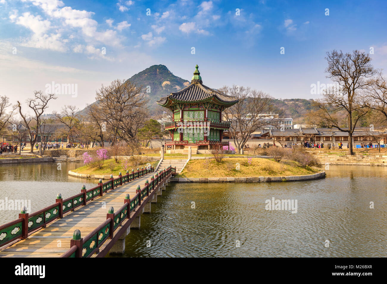 Frühling im Gyeongbokgung Palace, Seoul, Südkorea Stockfoto