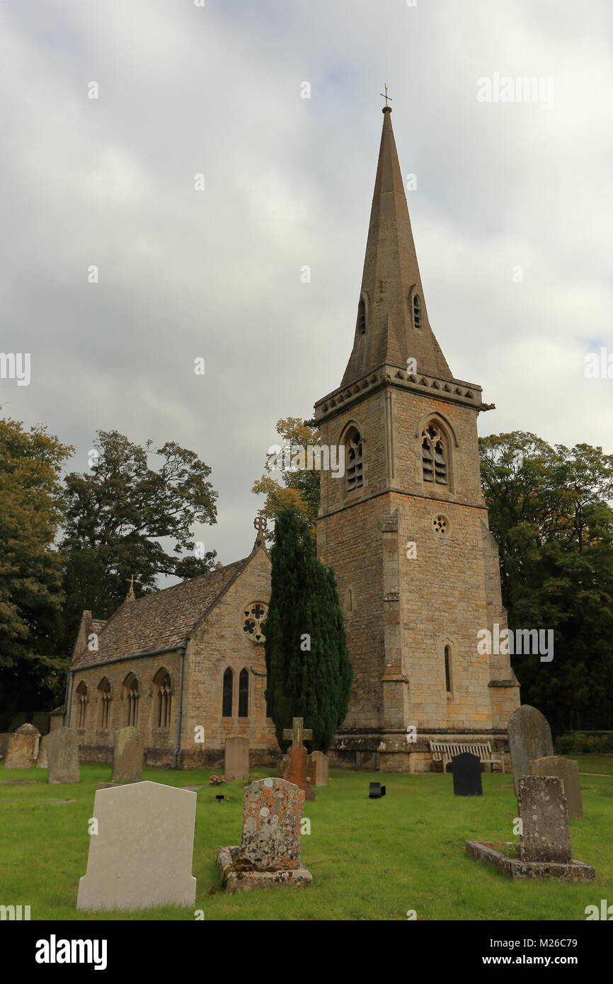 St. Mary's Parish Church in Lower Slaughter, Gloucestershire, England, Stockfoto