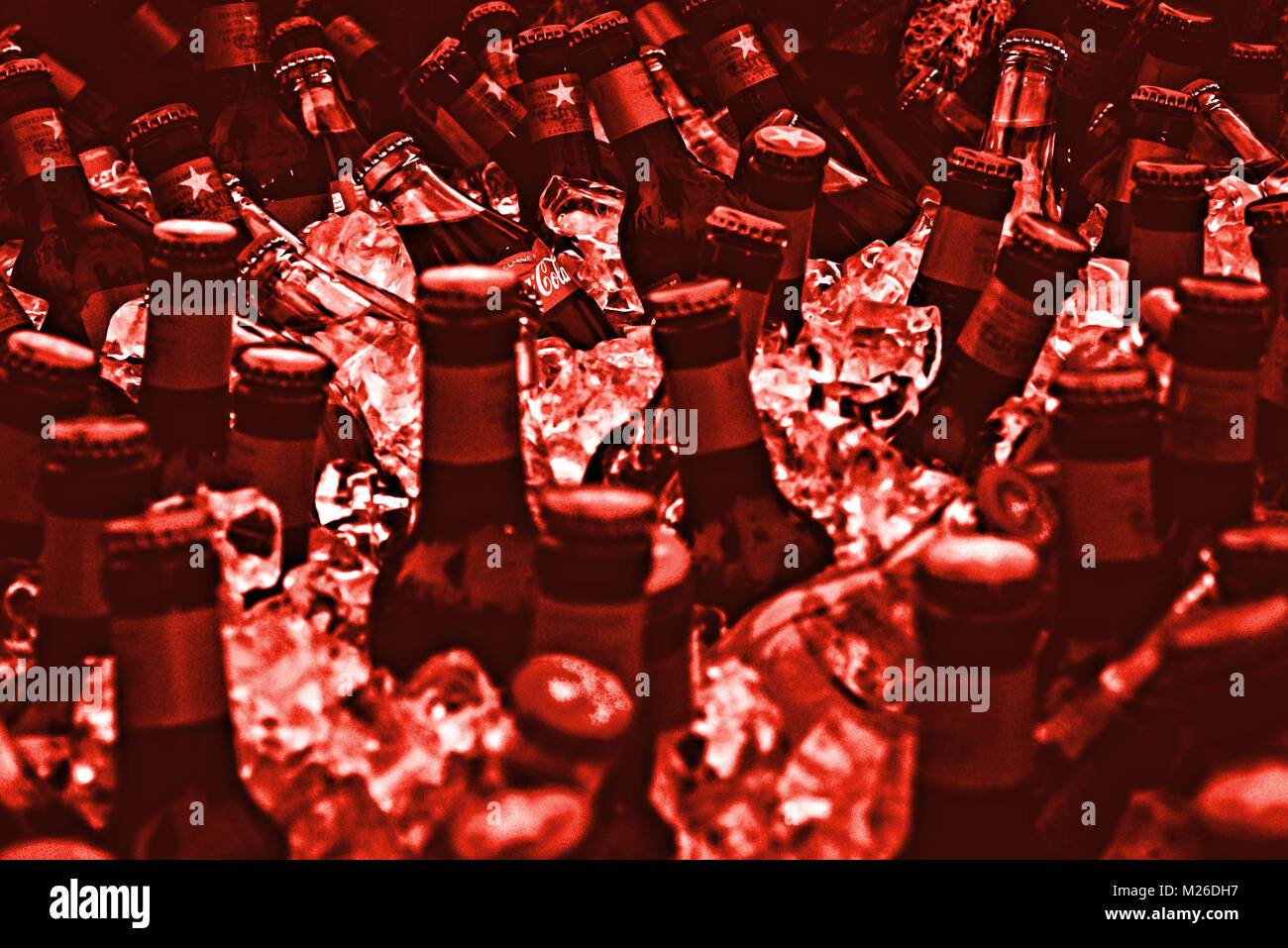 Ein Meer von Cola und Bier Stockfoto