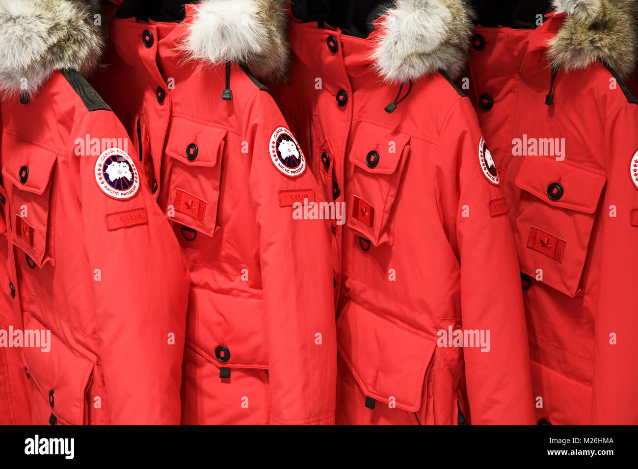 Canada Goose Jacken. Kanada Gans Kleidung. Canada Goose Jacken, Parkas.  Lifestyle Kleidung. Internationale Marken Stockfotografie - Alamy