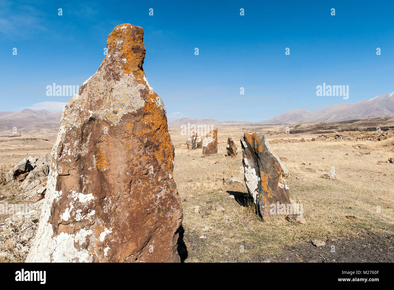 Zorats Karer oder Carahunge ist eine prähistorische Stätte mit astronomischen Menhire, in der Nähe der Stadt Sisian in der Ararat Provinz Armenien. Stockfoto