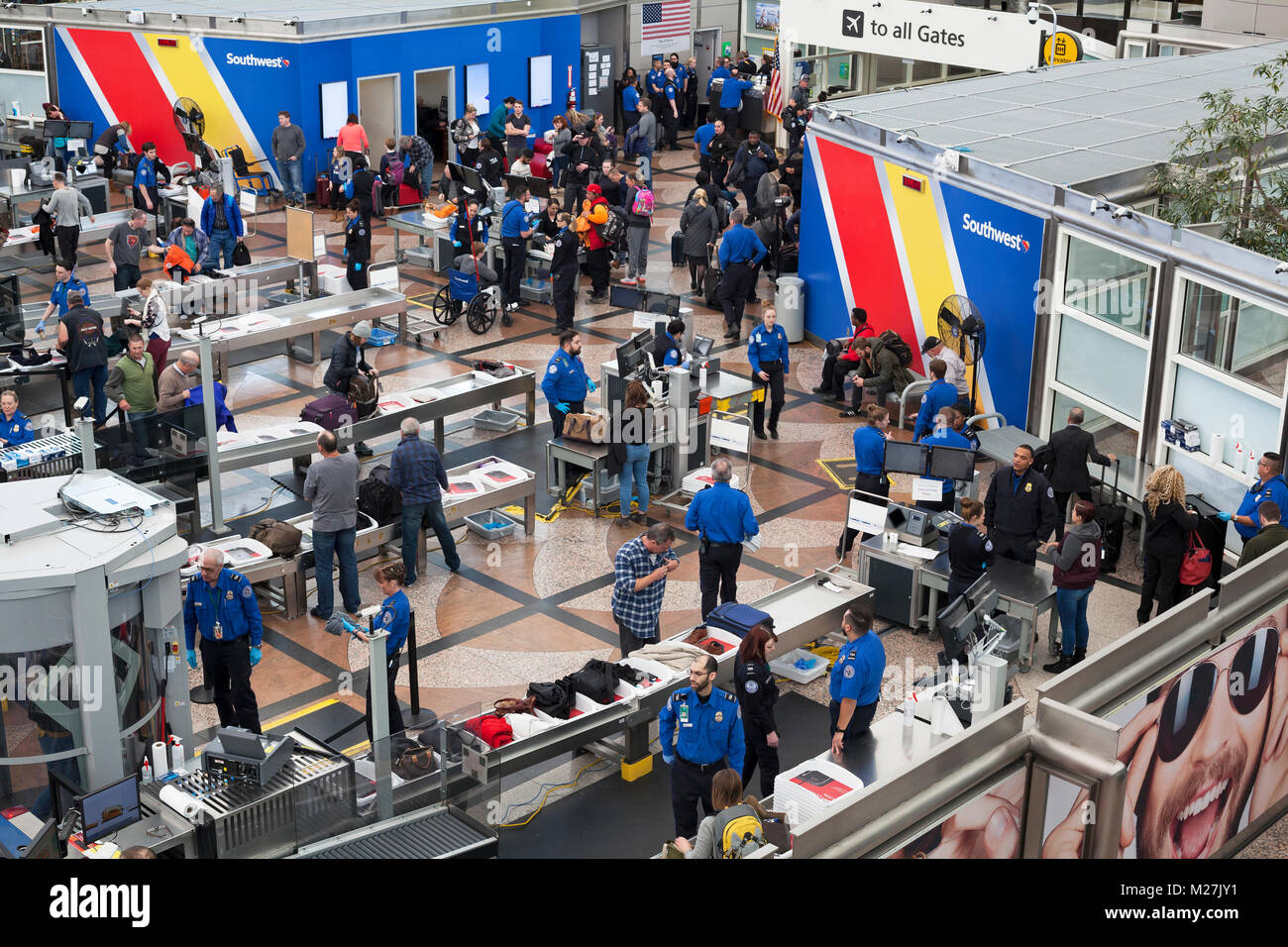 Sicherheit am Denver International Airport in den Vereinigten Staaten. Stockfoto