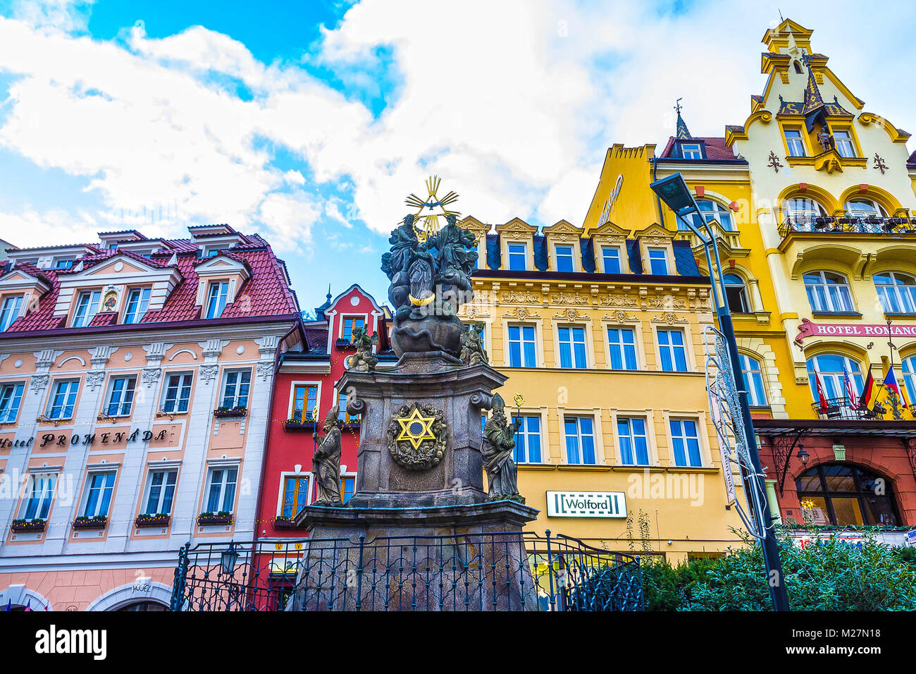 Karlovy Vary, Cszech Republik - Januar 01, 2018: die Säule der Heiligen Dreifaltigkeit, Karlsbad - Tschechische Republik Stockfoto