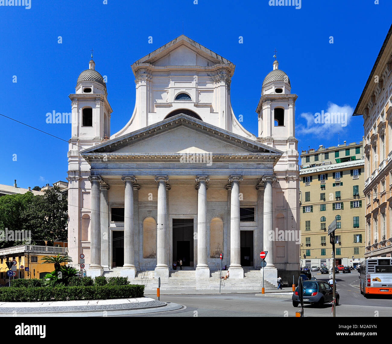 Genua, Ligurien/Italien - 2011/12/06: Tageslicht Blick auf die Basilica della Santissima Annunziata del Vastato Kirche Stockfoto