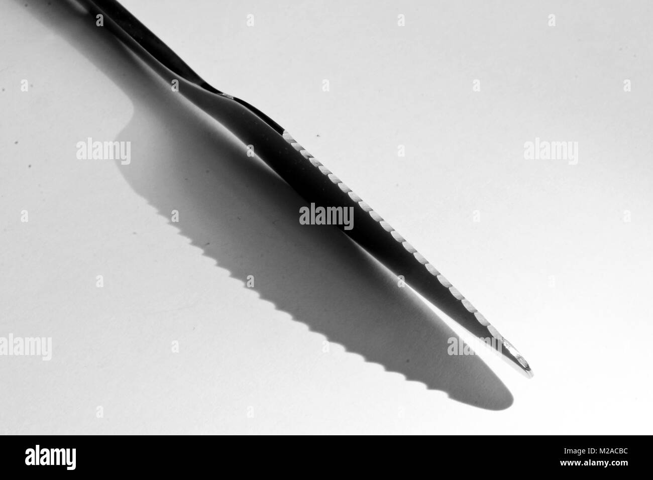 Ein Messer. Ein einfaches Bild von einem Stück das Besteck. Stockfoto