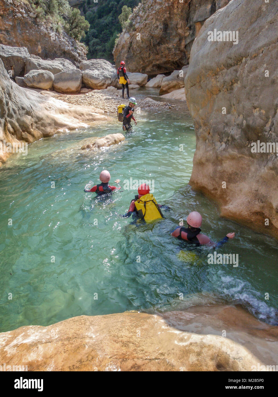 Canyoning in Barranco Oscuros, Sierra de Guara, Aragon, Spanien Stockfoto