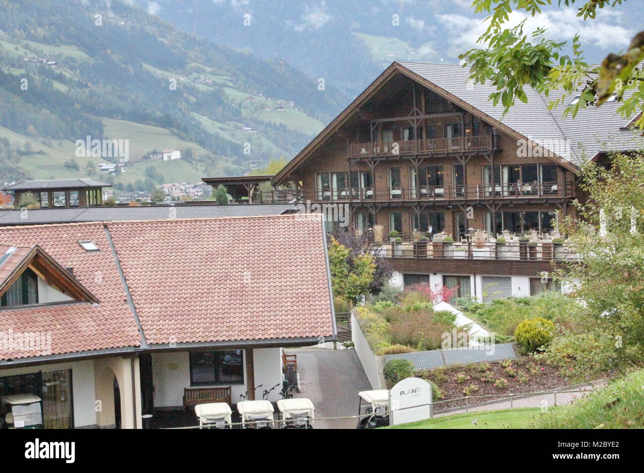 Funf Sterne Hotel Funf Sterne Hotel