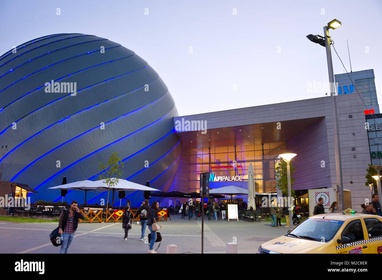 Bukarest, Rumänien - 14.Oktober 2016: Der Eingang zum Einkaufszentrum in Cotroceni Bukarest. Mit in der Nähe von 90.000 qm, AFI Cotroceni ist Consid Stockfoto