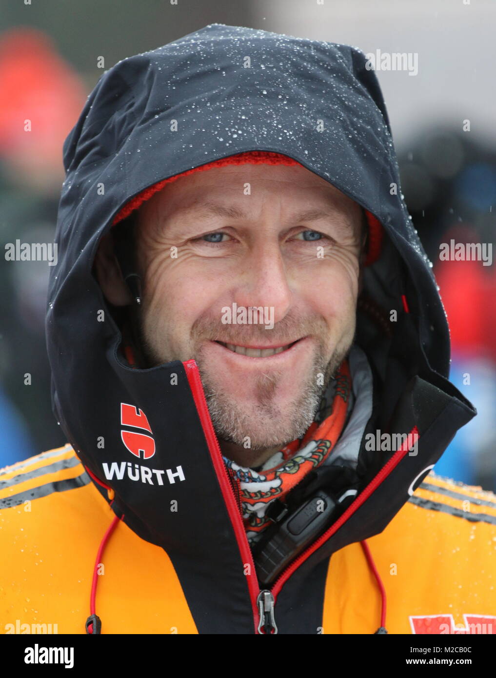 Lambda Mark Kirchner hatte beim IBU Weltcup Biathlon Sprint in Ruhpolding angesichts der guten Ergebnisse seiner Schützlinge gut lachen Stockfoto