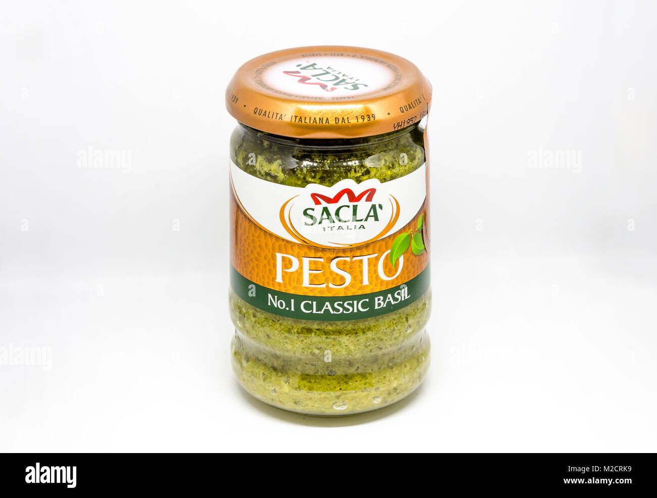 Eine Nahaufnahme von einem Glas von Sacla grüne Pesto. Stockfoto