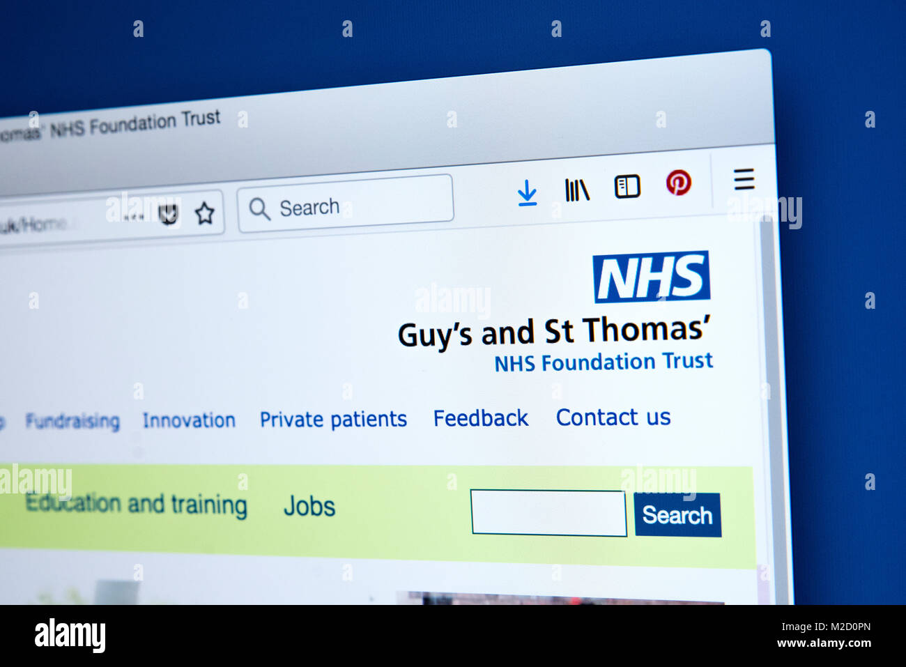 LONDON, UK, 15. Januar 2018: Die Homepage der offiziellen Website für die Kerle und St. Thomas NHS Foundation Trust, die am 15. Januar 2018. Stockfoto
