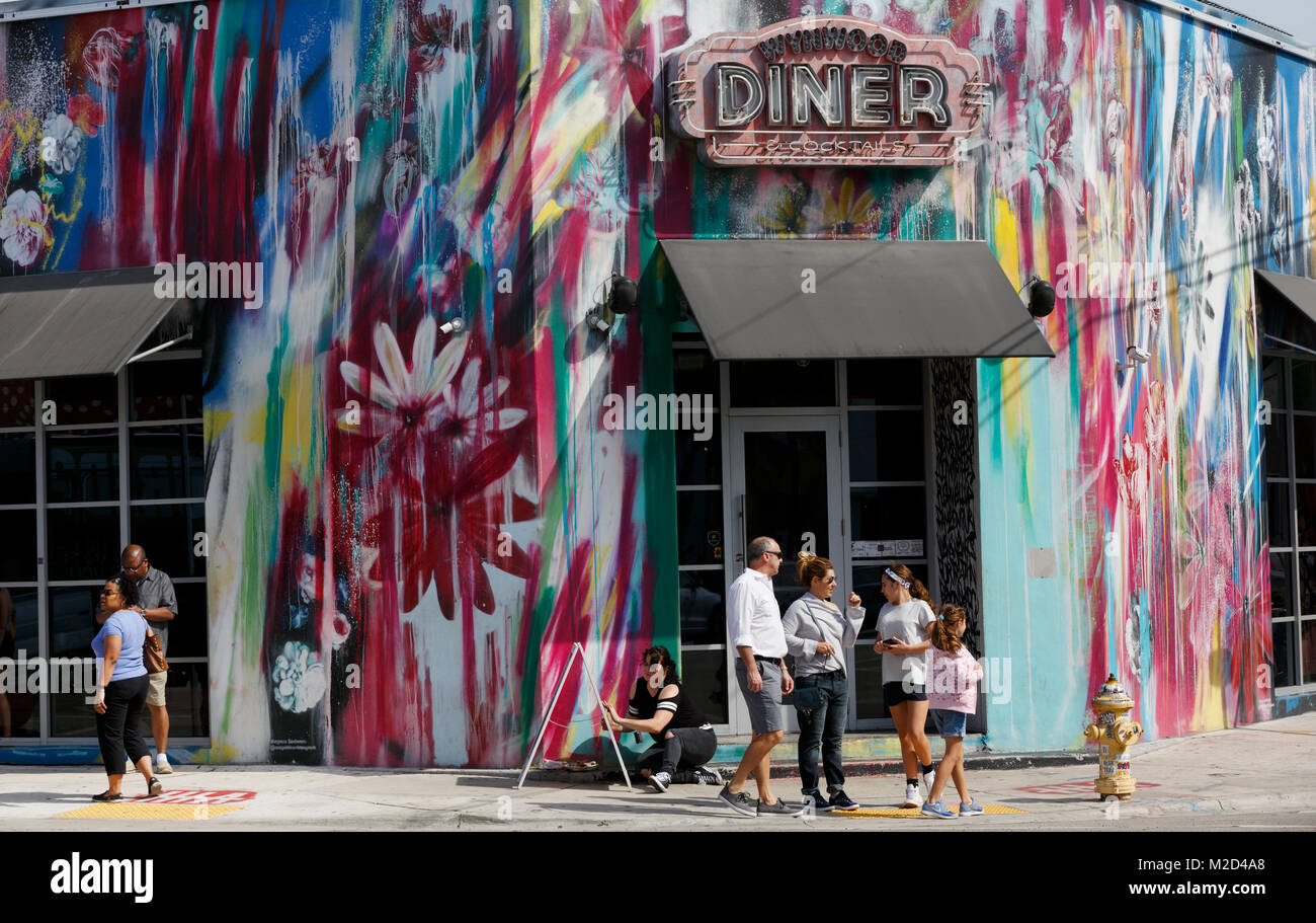 Wynwood Wänden Graffiti Kunst Ausstellung installation, Miami, Florida Stockfoto