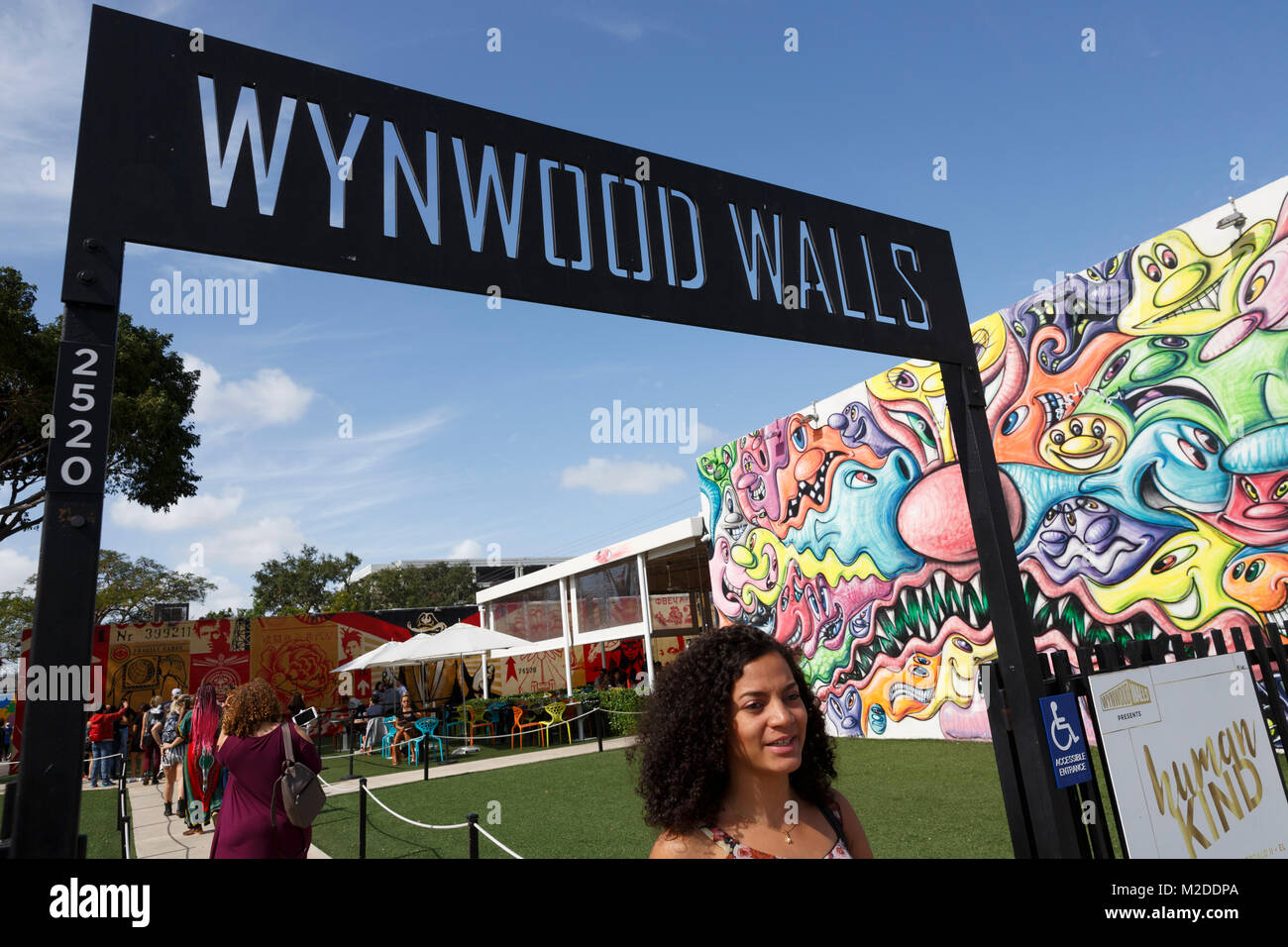 Wynwood Wänden Graffiti Kunst Ausstellung installation, Miami, Florida Stockfoto