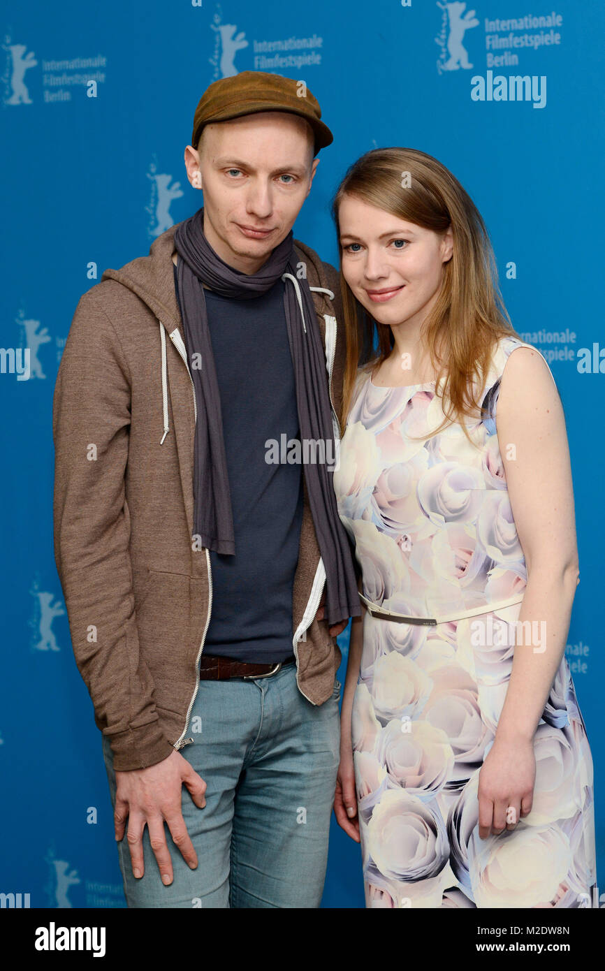 Dietrich Brüggemann und Anna Brüggemann beim Fotocall zu'Kreuzweg