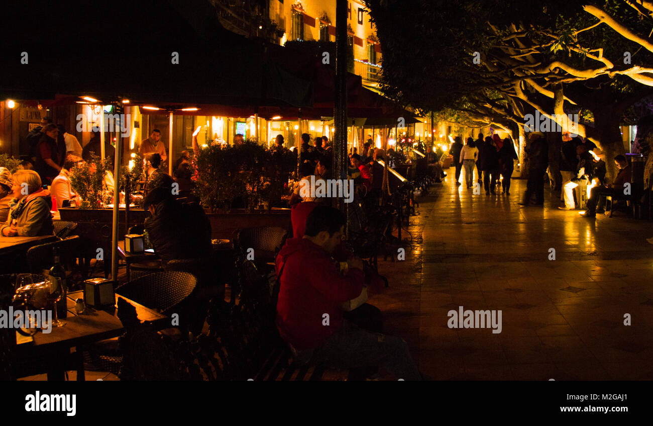 Schöne Nacht Blick auf Mexikanische Stadt Stockfoto