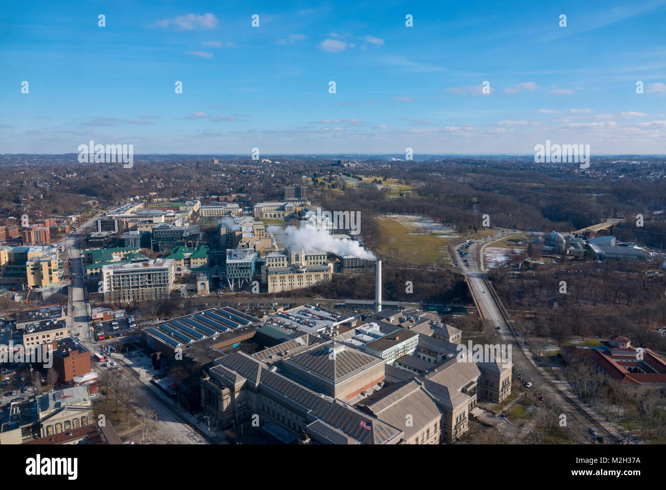 USA Pittsburgh PA Luftaufnahme von Carnegie Museum of Natural History und der Carnegie Mellon University (Hintergrund) Stockfoto